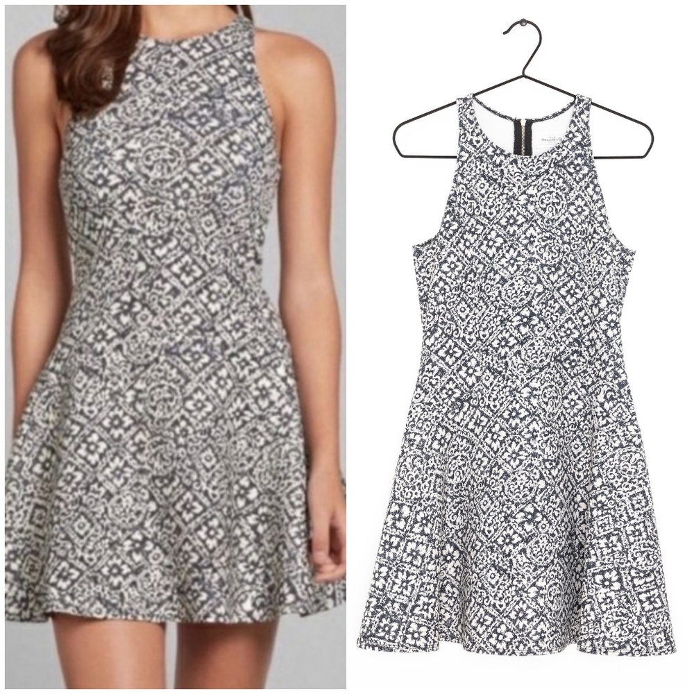 Abercrombie & Fitch Larisa Floral Fit & Flare Skater Dress Size XS Gray Black
